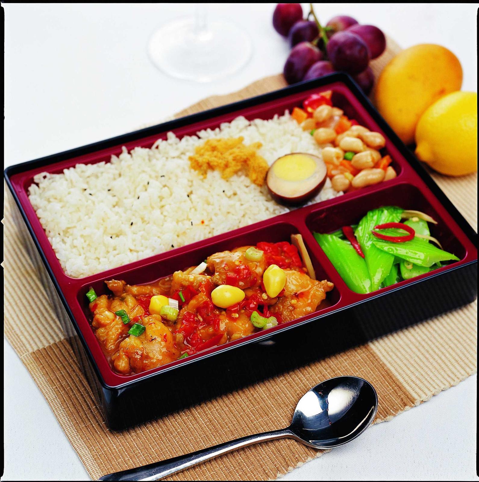 剁椒鸡肉 200g*60份